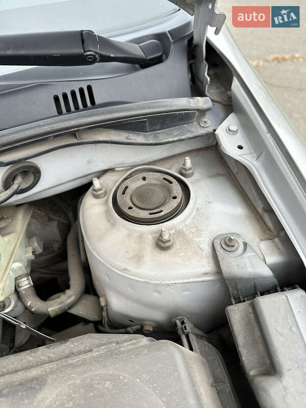 Хэтчбек Toyota Corolla 2003 в Одессе фото 30 Хэтчбек Toyota Corolla 2003 в Одессе