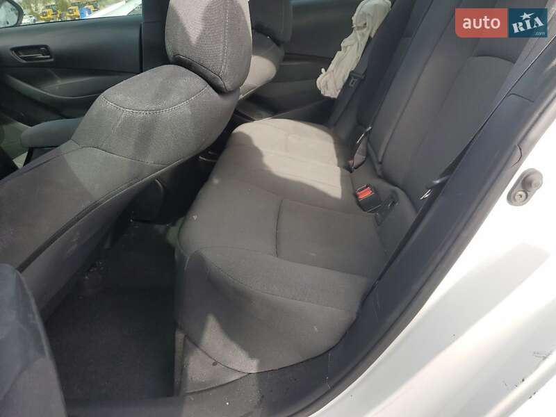 Седан Toyota Corolla 2021 в Львове