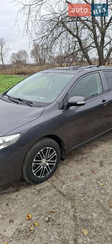 Седан Toyota Corolla 2012 в Нежине