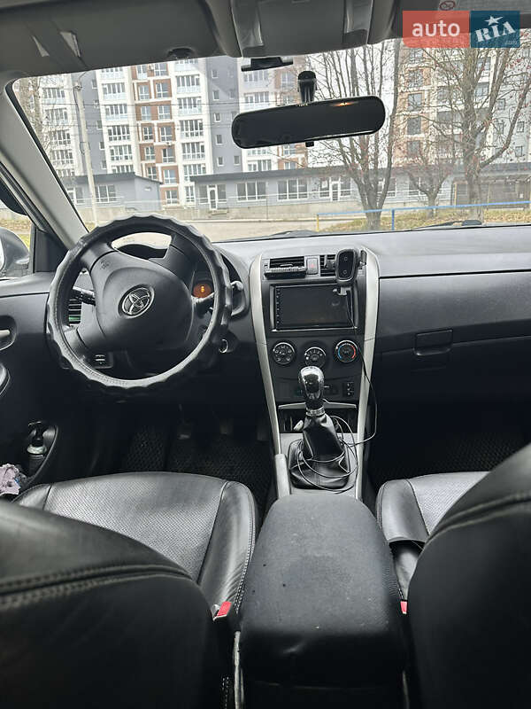 Седан Toyota Corolla 2008 в Тернополе фото 8 Седан Toyota Corolla 2008 в Тернополе