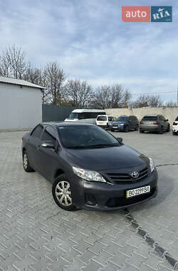 Седан Toyota Corolla 2012 в Тернополі