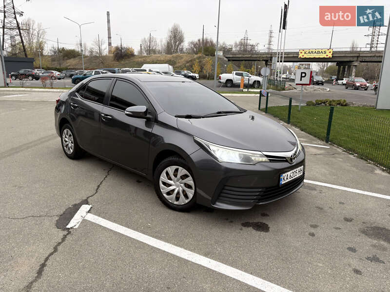 Седан Toyota Corolla 2016 в Киеве фото 9 Седан Toyota Corolla 2016 в Киеве