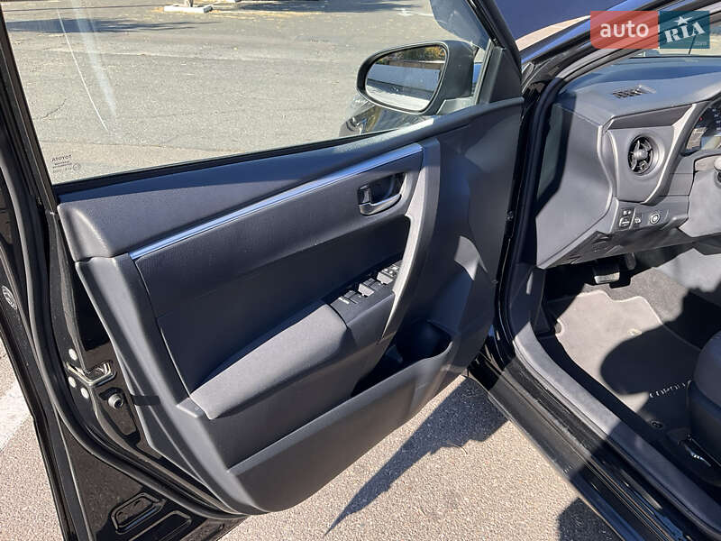 Седан Toyota Corolla 2017 в Одесі фото 17 Седан Toyota Corolla 2017 в Одесі