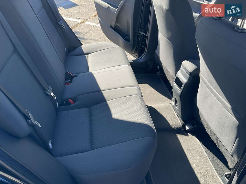 Седан Toyota Corolla 2017 в Одесі фото 23 Седан Toyota Corolla 2017 в Одесі