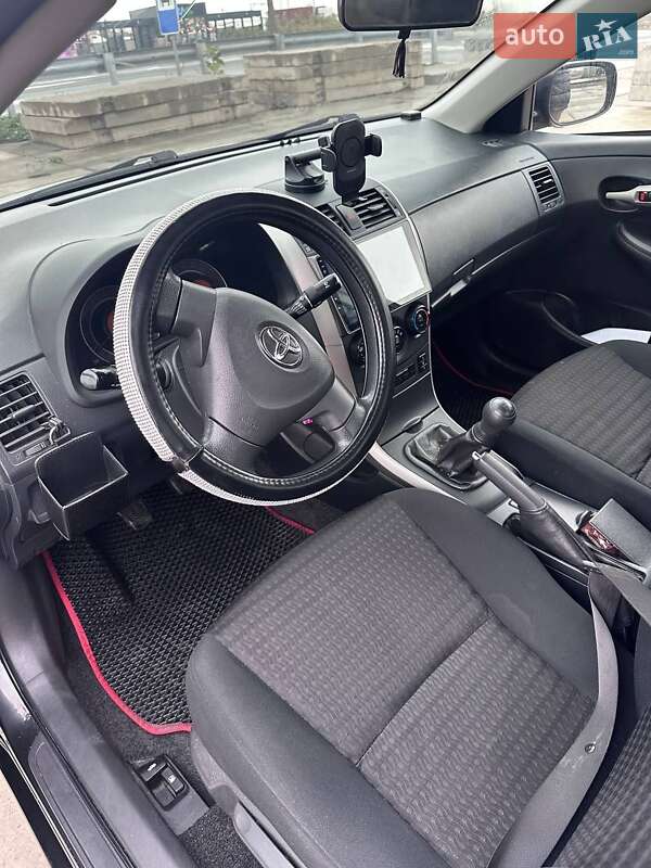Седан Toyota Corolla 2008 в Одесі фото 5 Седан Toyota Corolla 2008 в Одесі
