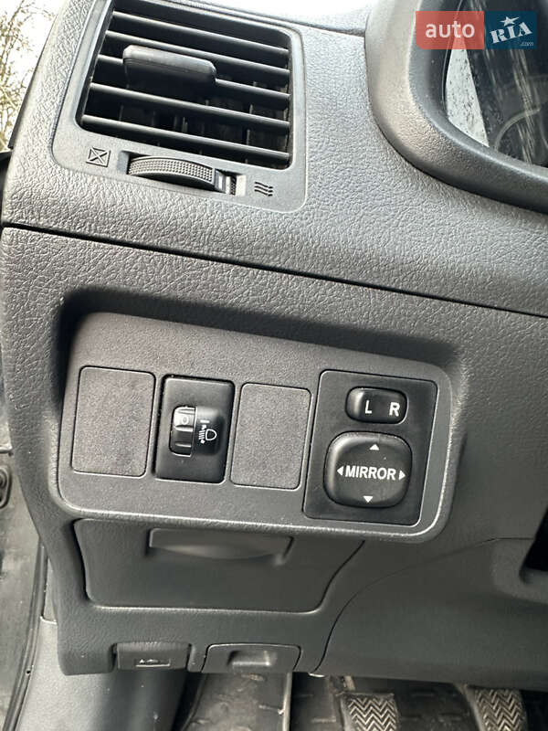 Седан Toyota Corolla 2009 в Киеве