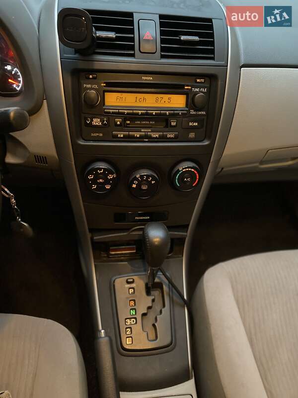 Седан Toyota Corolla 2007 в Киеве фото 15 Седан Toyota Corolla 2007 в Киеве