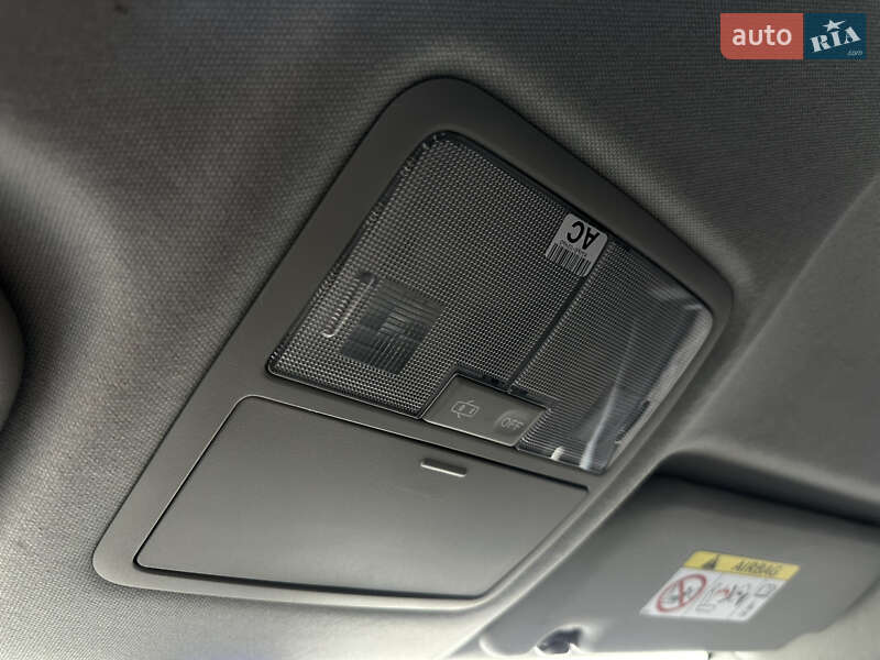 Седан Toyota Corolla 2016 в Харькове фото 19 Седан Toyota Corolla 2016 в Харькове