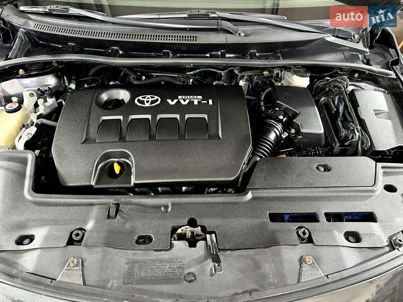 Седан Toyota Corolla 2008 в Киеве