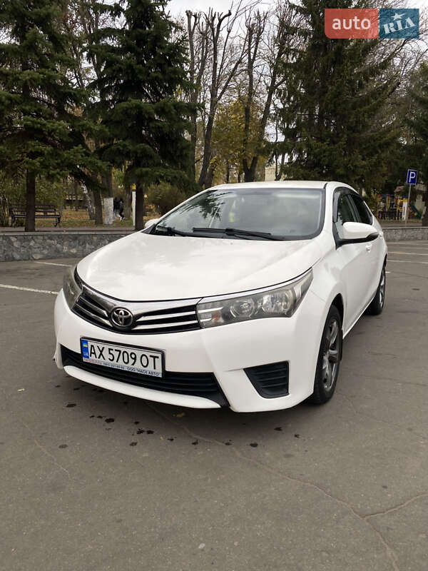 Седан Toyota Corolla 2013 в Богодухове фото 4 Седан Toyota Corolla 2013 в Богодухове