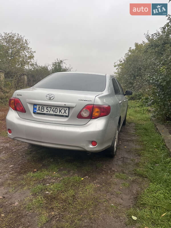 Седан Toyota Corolla 2007 в Липовце фото 2 Седан Toyota Corolla 2007 в Липовце