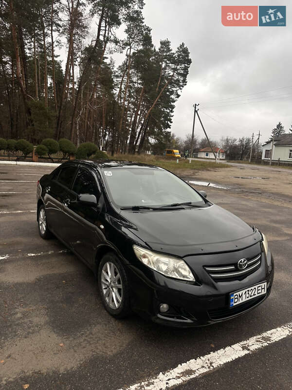 Седан Toyota Corolla 2008 в Лебедине
