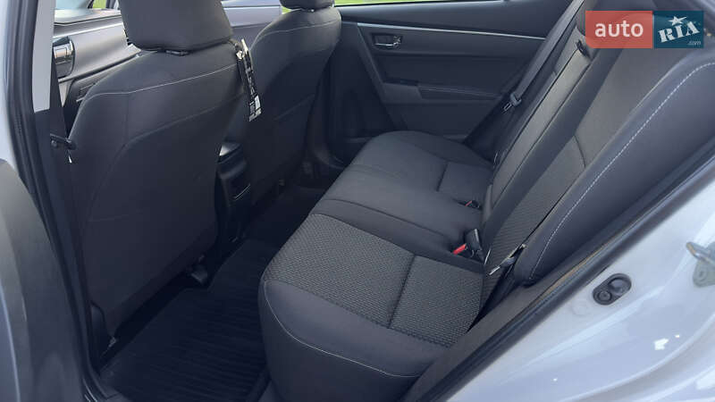 Седан Toyota Corolla 2015 в Одессе