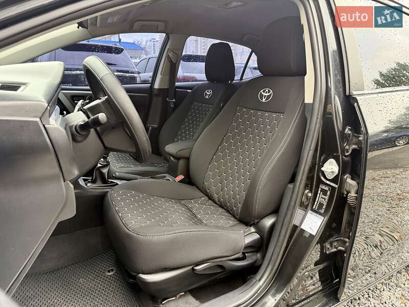 Седан Toyota Corolla 2014 в Харькове фото 7 Седан Toyota Corolla 2014 в Харькове