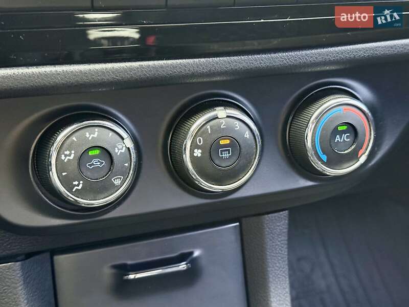 Седан Toyota Corolla 2014 в Харькове фото 15 Седан Toyota Corolla 2014 в Харькове