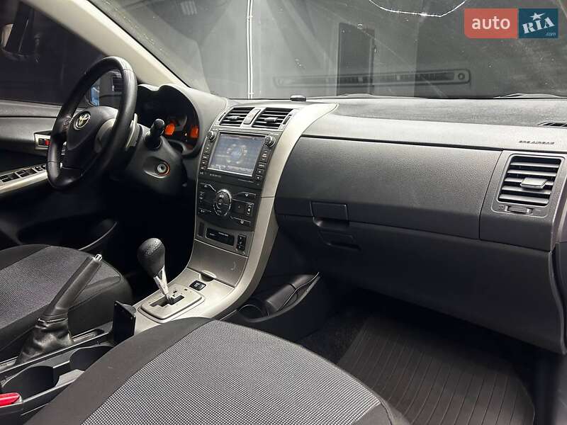 Седан Toyota Corolla 2008 в Черновцах фото 18 Седан Toyota Corolla 2008 в Черновцах