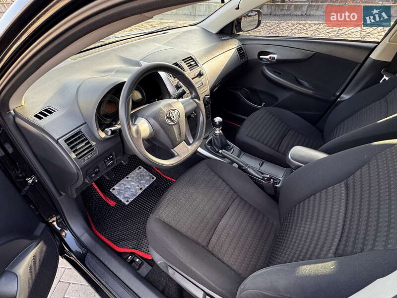 Седан Toyota Corolla 2012 в Харькове фото 21 Седан Toyota Corolla 2012 в Харькове