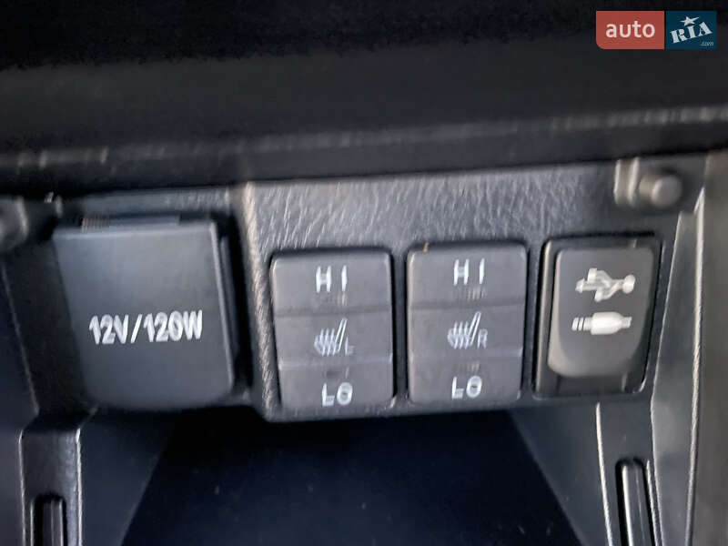 Седан Toyota Corolla 2014 в Києві