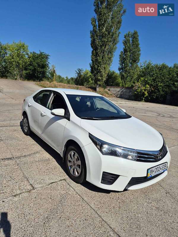 Седан Toyota Corolla 2013 в Одессе фото 4 Седан Toyota Corolla 2013 в Одессе