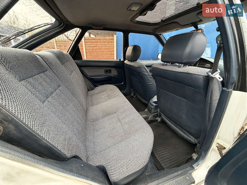 Хэтчбек Toyota Corolla 1988 в Бердичеве фото 18 Хэтчбек Toyota Corolla 1988 в Бердичеве
