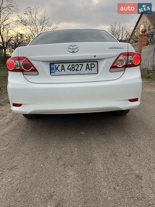 Седан Toyota Corolla 2012 в Бершаді фото 5 Седан Toyota Corolla 2012 в Бершаді