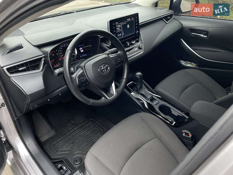 Седан Toyota Corolla 2019 в Соленом