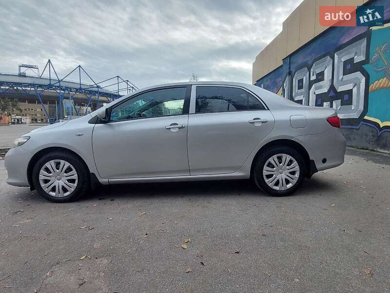 Седан Toyota Corolla 2007 в Харькове