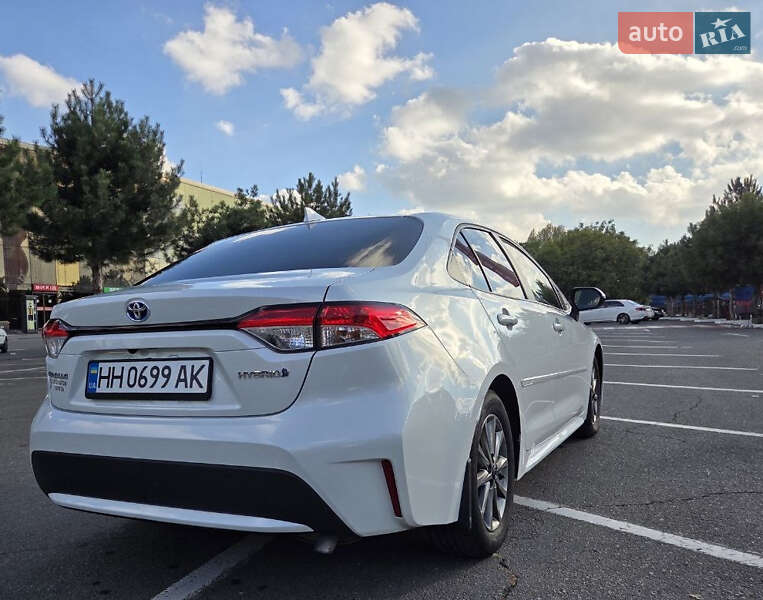 Седан Toyota Corolla 2022 в Одессе
