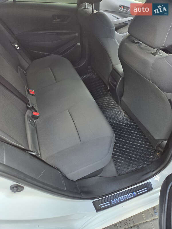 Седан Toyota Corolla 2022 в Одессе