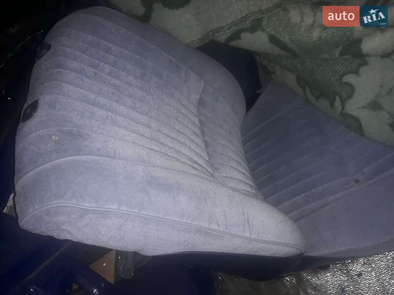 Седан Toyota Corolla 1982 в Виннице