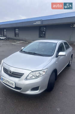 Седан Toyota Corolla 2009 в Львове