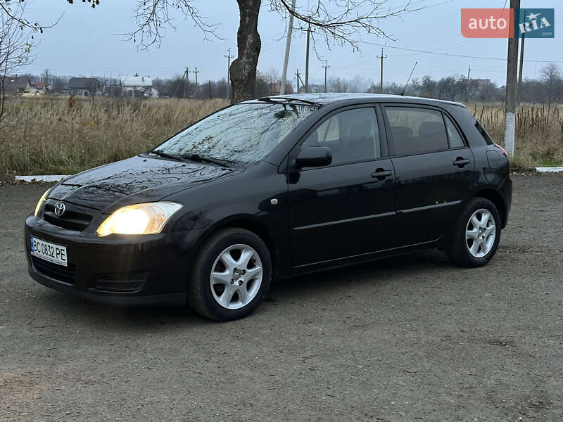 Хэтчбек Toyota Corolla 2005 в Стрые фото 2 Хэтчбек Toyota Corolla 2005 в Стрые