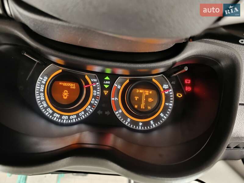 Седан Toyota Corolla 2011 в Львове фото 35 Седан Toyota Corolla 2011 в Львове