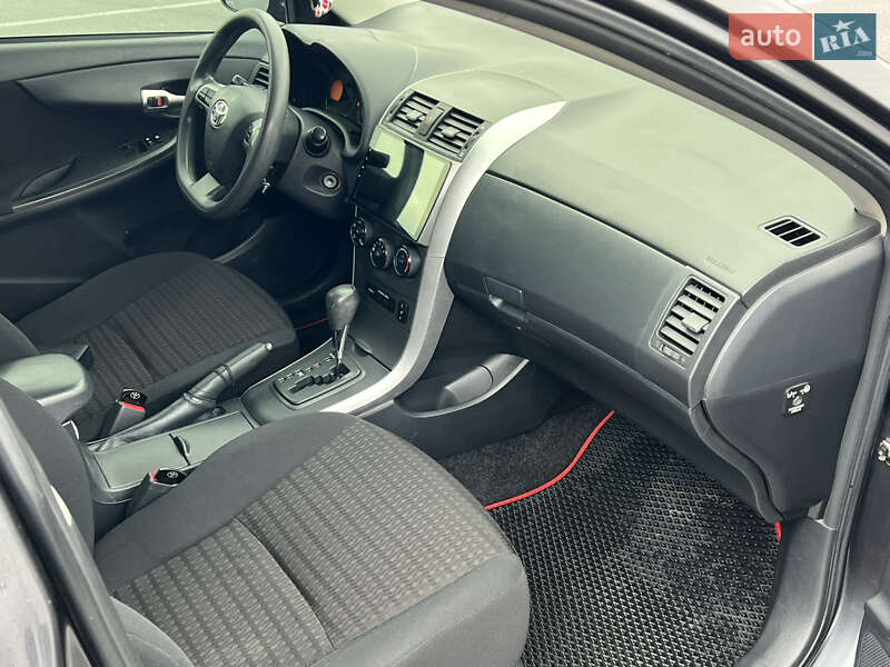 Седан Toyota Corolla 2012 в Хмельнике фото 10 Седан Toyota Corolla 2012 в Хмельнике