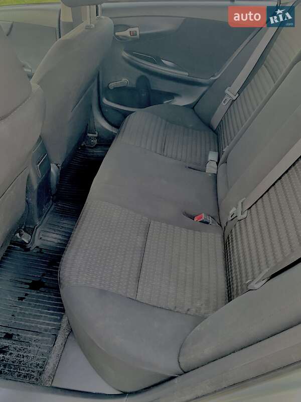 Седан Toyota Corolla 2008 в Харькове фото 10 Седан Toyota Corolla 2008 в Харькове