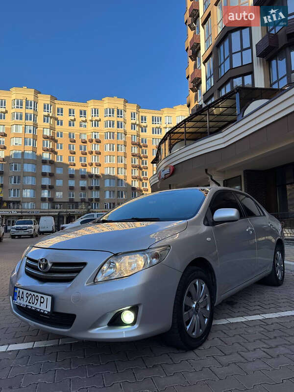 Седан Toyota Corolla 2008 в Софіївській Борщагівці фото 2 Седан Toyota Corolla 2008 в Софіївській Борщагівці