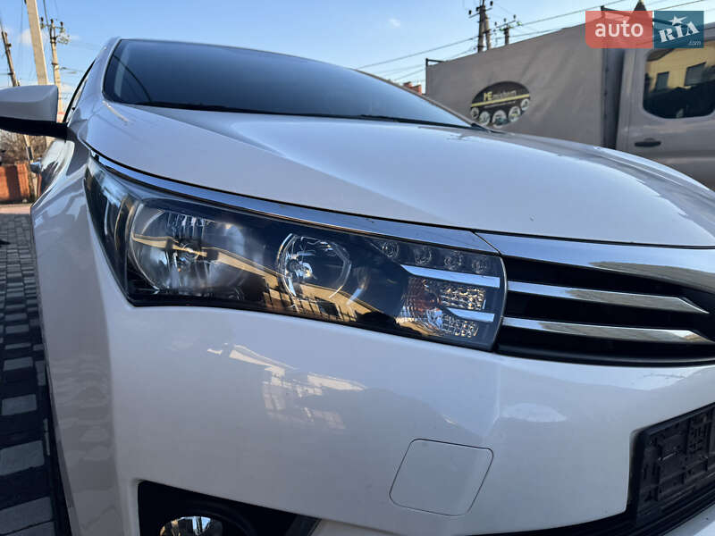 Седан Toyota Corolla 2016 в Киеве фото 13 Седан Toyota Corolla 2016 в Киеве