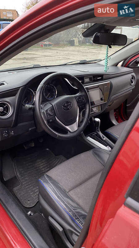 Седан Toyota Corolla 2017 в Борисполе