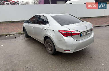 Седан Toyota Corolla 2015 в Києві