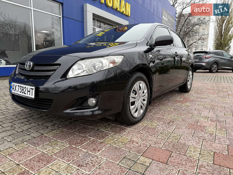 Седан Toyota Corolla 2008 в Харькове