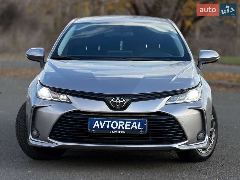 Седан Toyota Corolla 2020 в Кривом Роге