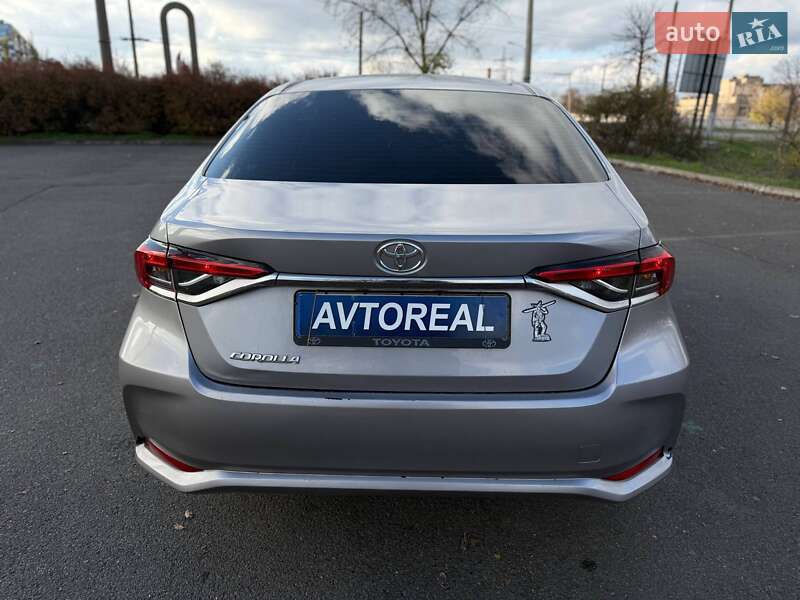 Седан Toyota Corolla 2020 в Кривом Роге