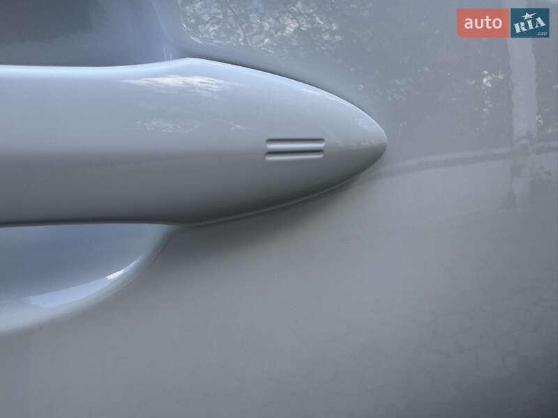 Универсал Toyota Corolla 2020 в Черновцах