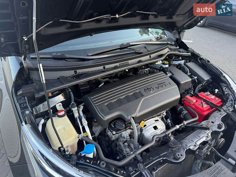 Седан Toyota Corolla 2014 в Дніпрі