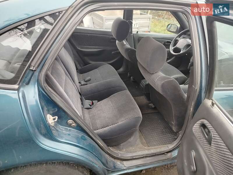 Лифтбек Toyota Corolla 1993 в Запорожье