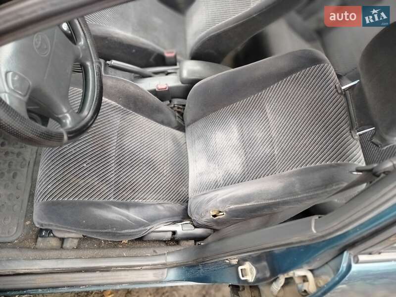 Лифтбек Toyota Corolla 1993 в Запорожье