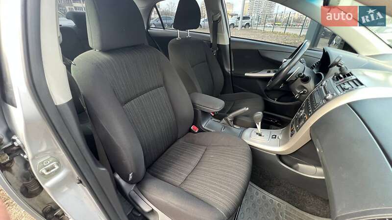 Седан Toyota Corolla 2008 в Києві фото 12 Седан Toyota Corolla 2008 в Києві