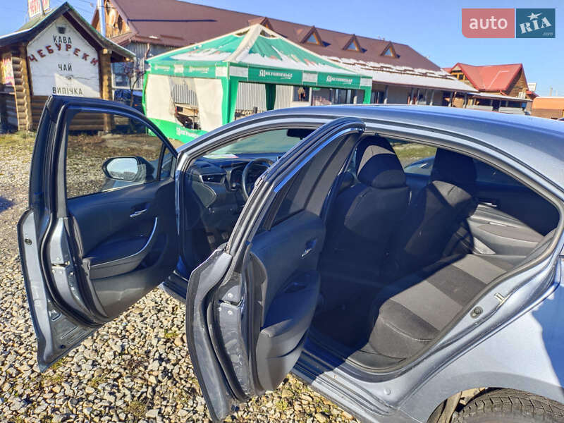 Седан Toyota Corolla 2022 в Ивано-Франковске фото 14 Седан Toyota Corolla 2022 в Ивано-Франковске