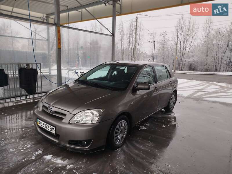Хетчбек Toyota Corolla 2005 в Луцьку фото 2 Хетчбек Toyota Corolla 2005 в Луцьку