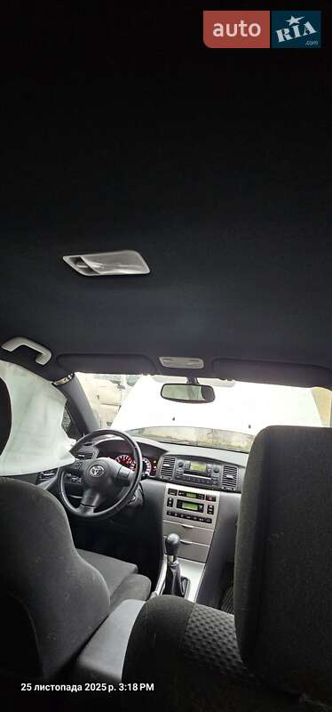 Хетчбек Toyota Corolla 2005 в Луцьку